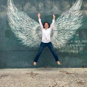 Meet your Posher, Alicia